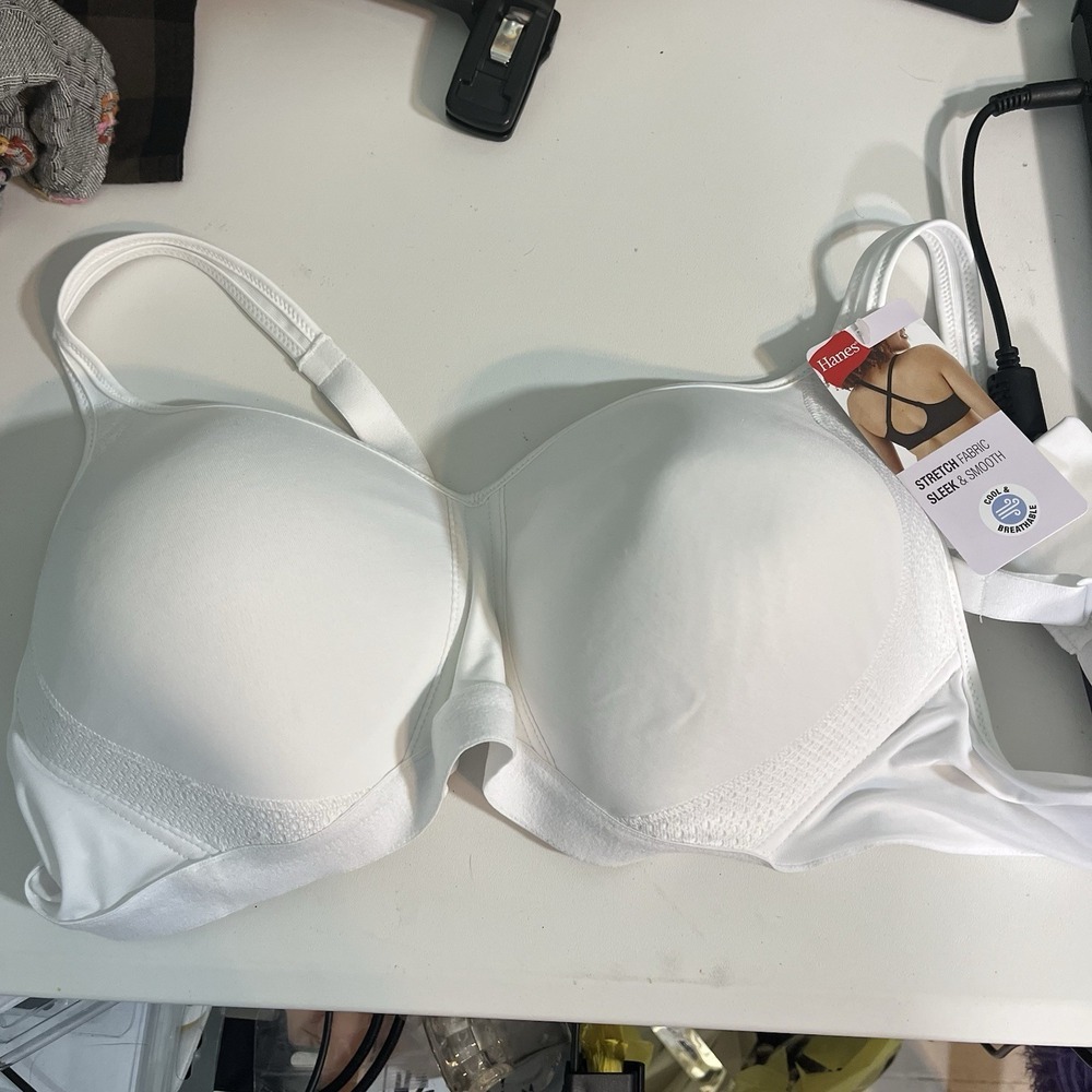Nwt Hanes White Bra Moisture Wicking Stretch Smooth Adj Strap Sz L